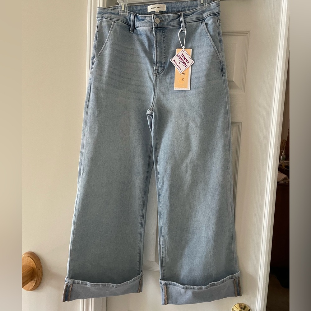 NWT Risen Wide Leg Tummy Control Jeans Size 15/32